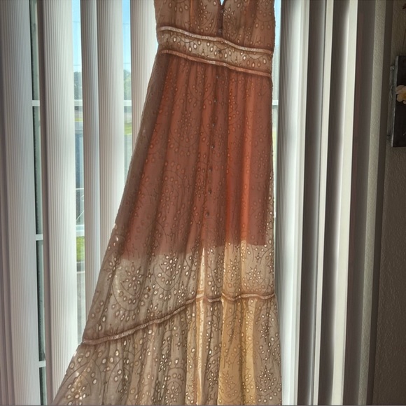 Simplee Cute Dress - Picture 2 of 6